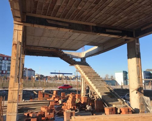 Emirdağ Otogar Yakınında Satılık Dükkanlar